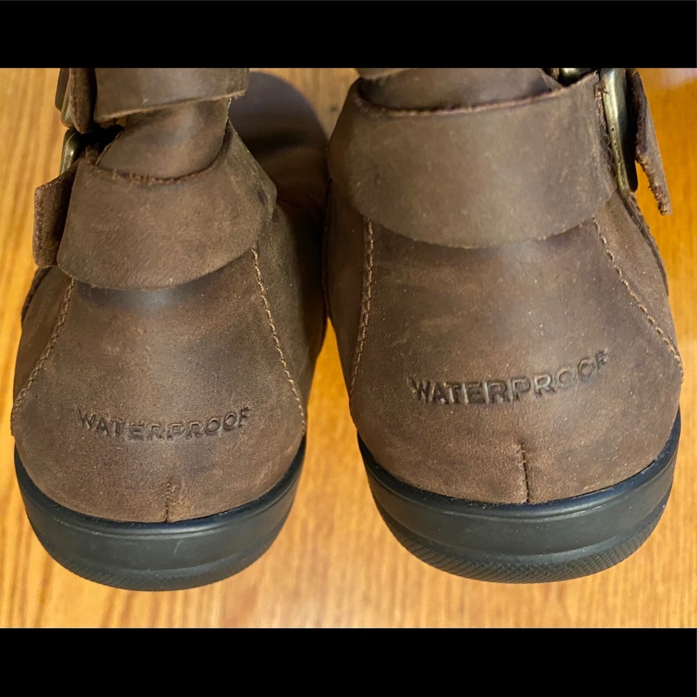 Columbia Waterproof Riding Boots, Brown - Picture 4 of 5